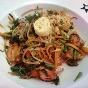 Phad Thai de Pollo