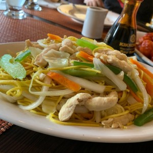 ChowMein de Pollo