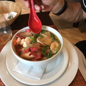 Sopa de wanton Mein