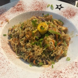 Nasi goreng de pollo