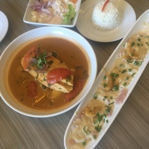 sudado de pescado y tiradito miyagui; imperdibles!