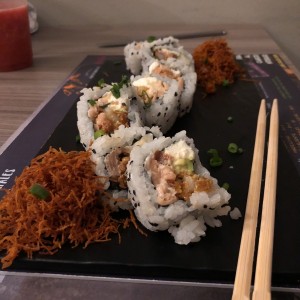 Sushi Mr Acholado Roll