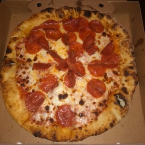 Pizza masa gluten free de pepperoni
