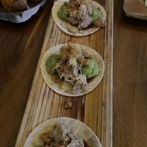 taquitos de carnitas 