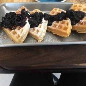 wafles con blueberry