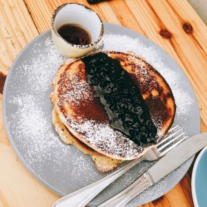 pancakes con blueberries