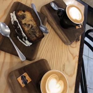 cake de oreo y Latte