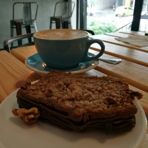 Cake de banana, nueces y chocolate