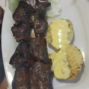 Anticuchos deliciosos. Recomendado