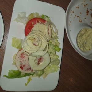 Ensalada de Lechuga, Tomate y Cebolla