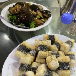 Hongos con brocoli - tofu