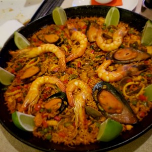 Paella mixta