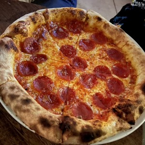 Pizzas Clásicas - Pepperoni