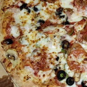 Pizza Regular - The Works