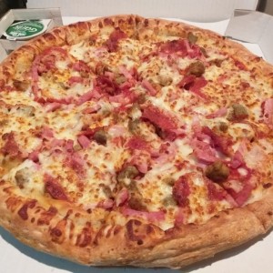 all the meats pizza
