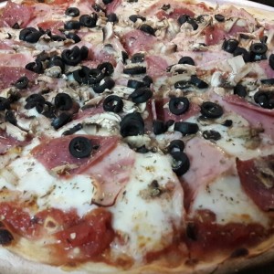 pizza 4 estaciones, divinaaaa
