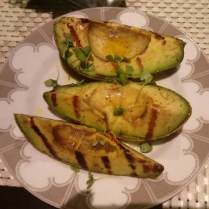 Aguacate a la parrilla