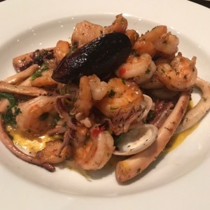 salteado de mariscos 