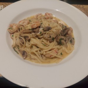 pasta con Camarones 