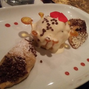 Postres - Cannoli