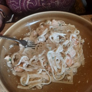 Spaguetti con salmon