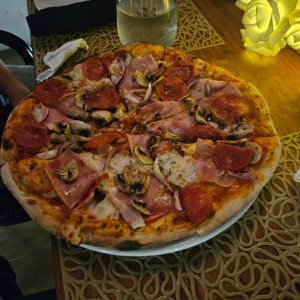 pizza magnifica