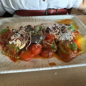 Ravioli de Ricotta Mozzarella y Espinaca