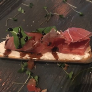 bruschetta se prosciutto