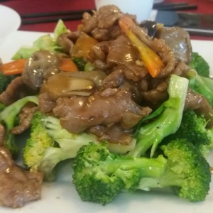 carne con brocoli