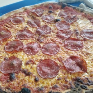Pizzas 12" Mediana - Pizza Pepperoni