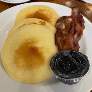 Desayunos - Pancakes & Bacon