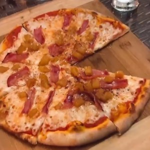 Pizzas - Pizza Honolulu