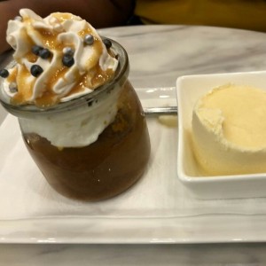 Volcano de Dulce de Leche con Helado 