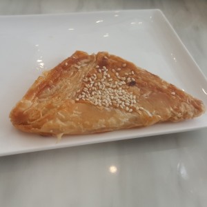 pastelito de queso.