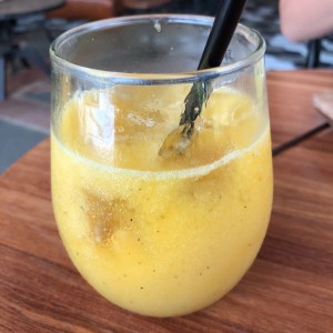 Limonada de Mango y Maracuya