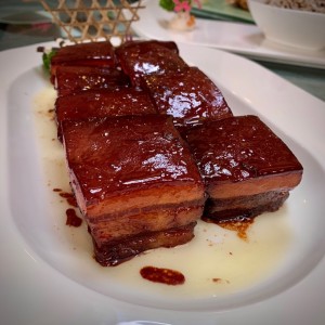 Shanghai Style Braised Pork Belly (Hong Shao Rou)