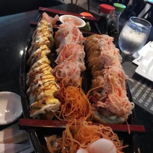 Rollos Especiales - Kanpai , ceviche roll, volcano