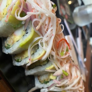 Ceviche roll 