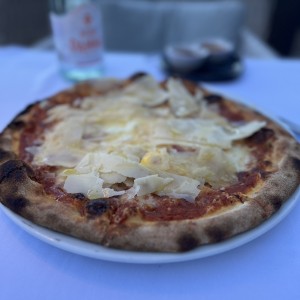 Pizza Bismark