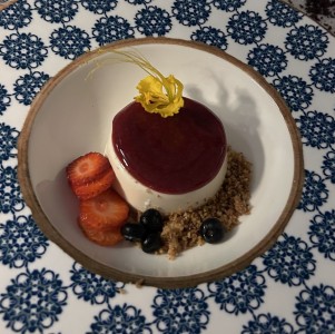 Dolci - Pannacotta frutos rojos