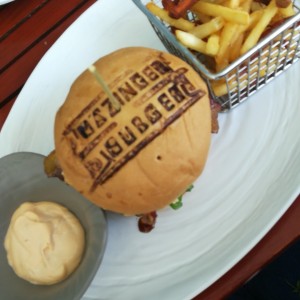 Mazinger Burger