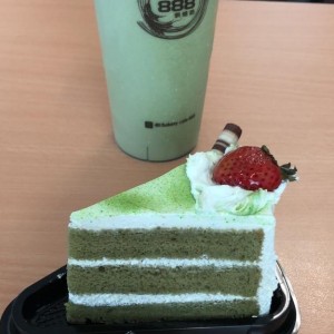 Green tea Cake y Matcha Milk Tea
