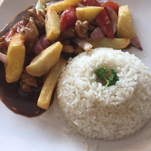 lomo saltado