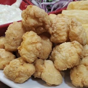 chicharron de pescado 