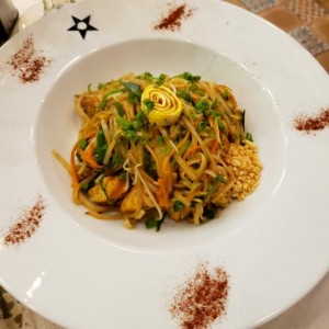 Phad Thai de Pollo