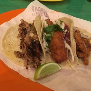 tacos: carnitas, mariachi, calamar