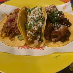 Tacos Tropicales - Cochinita Pibil