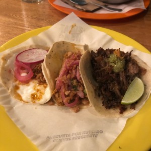 trio de tacos 