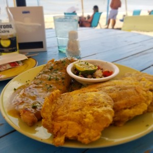 Filete de pescado con coco y curry