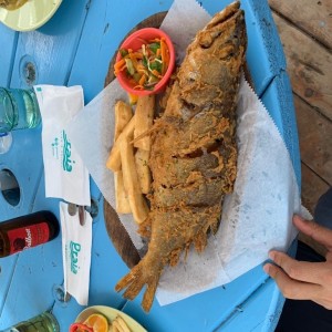 Pescado Frito Entero